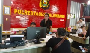 64514697-eaf1-4d24-b3aa-7fe981143581