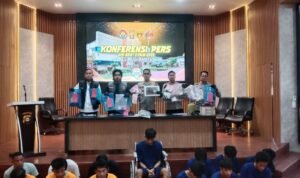 f1fc75f8-d3ee-4963-b56e-b40f0779f87a-1-1536x1152