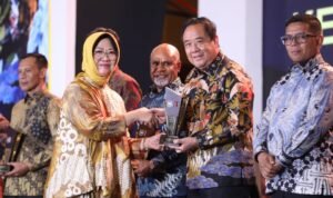 9413d018-a547-4051-8b13-c50434711ab7